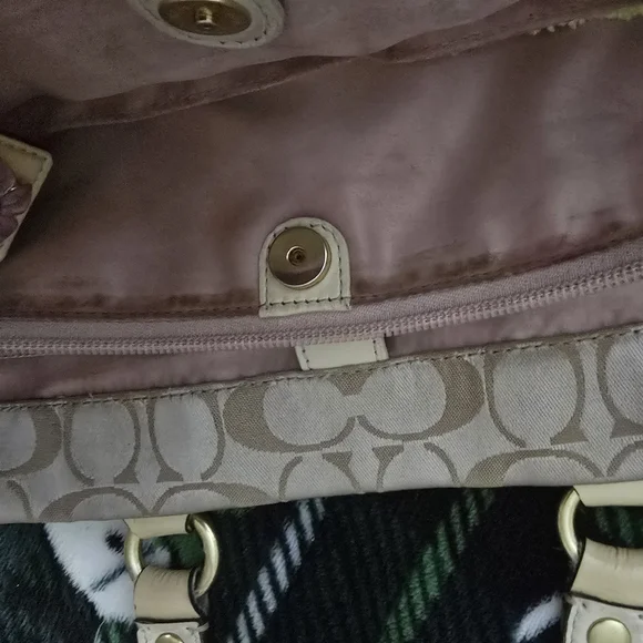 Coach Beige Shoulder Bag - Picture 4 of 4